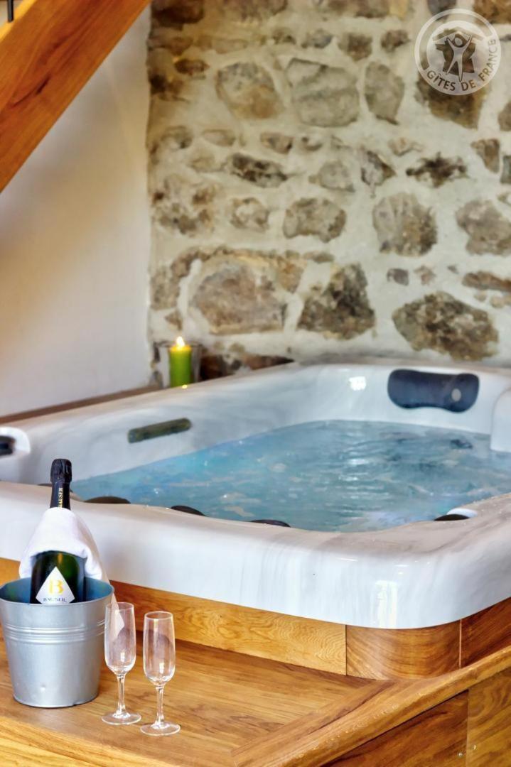 Bed and Breakfast La Ferme des Galoches à Villemontais Extérieur photo